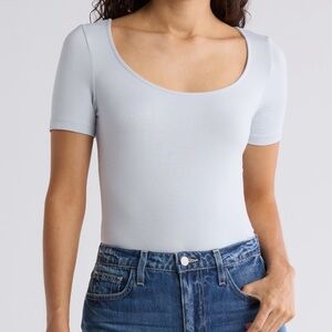 L'AGENCE Alva U neck crop t shirt
